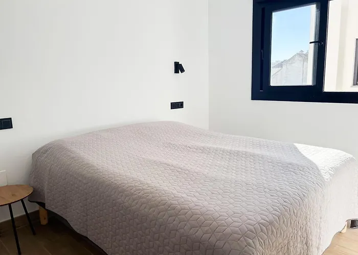 Asunto Fuengirolan Sydaemessae!